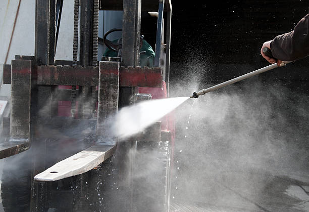 Best Post-Construction Pressure Washing  in Lindenhurst, NY